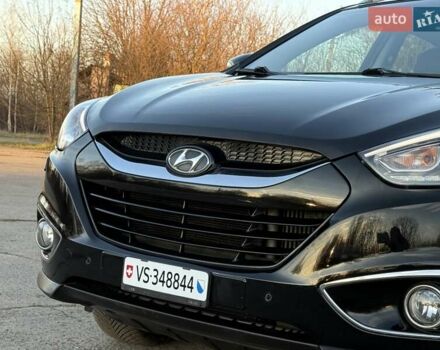 Черный Хендай их35, объемом двигателя 2 л и пробегом 182 тыс. км за 14650 $, фото 25 на Automoto.ua