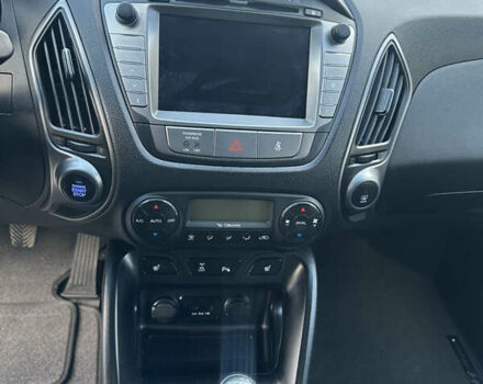 Чорний Хендай іх35, об'ємом двигуна 2 л та пробігом 230 тис. км за 13400 $, фото 55 на Automoto.ua