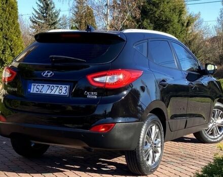 Черный Хендай их35, объемом двигателя 1.7 л и пробегом 189 тыс. км за 8900 $, фото 3 на Automoto.ua