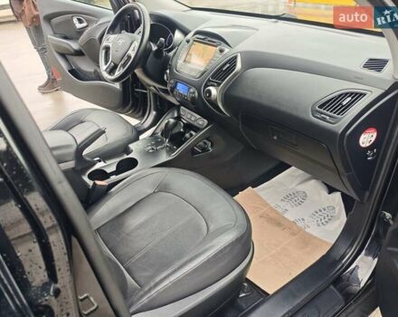 Чорний Хендай іх35, об'ємом двигуна 2 л та пробігом 203 тис. км за 13850 $, фото 25 на Automoto.ua