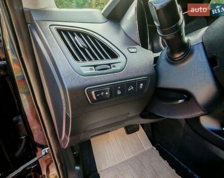 Хендай их35 2014 в Бердичеве на Automoto.ua Черный Хендай их35, объемом двигателя 2 л и пробегом 203 тыс. км за 13850 $, фото 7 на Automoto.ua