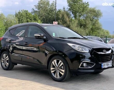 Черный Хендай их35, объемом двигателя 2 л и пробегом 214 тыс. км за 14999 $, фото 4 на Automoto.ua