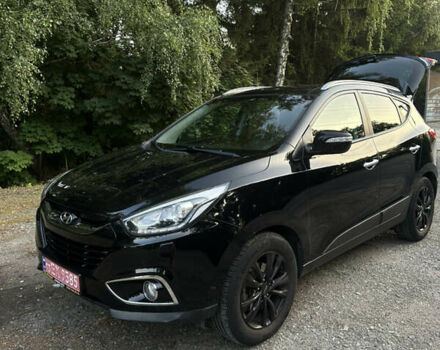 Черный Хендай их35, объемом двигателя 2 л и пробегом 157 тыс. км за 18000 $, фото 8 на Automoto.ua