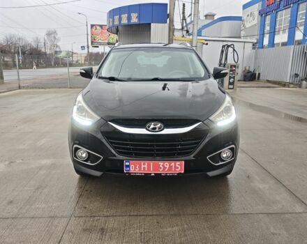 Черный Хендай их35, объемом двигателя 2 л и пробегом 203 тыс. км за 13750 $, фото 3 на Automoto.ua