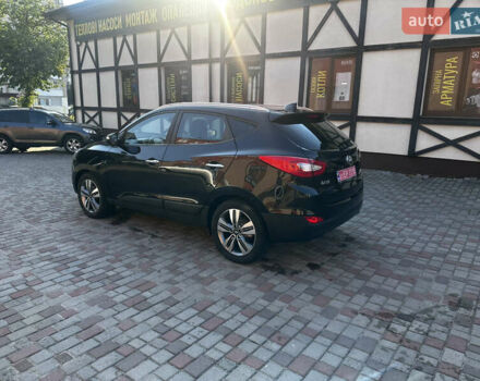 Черный Хендай их35, объемом двигателя 2 л и пробегом 176 тыс. км за 14950 $, фото 19 на Automoto.ua