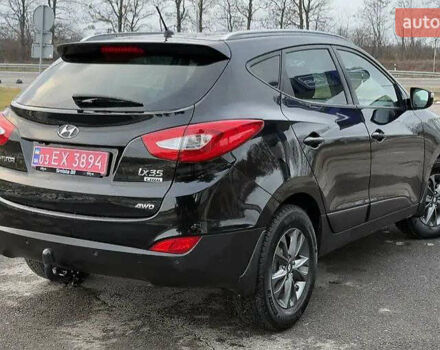 Черный Хендай их35, объемом двигателя 2 л и пробегом 246 тыс. км за 15500 $, фото 4 на Automoto.ua