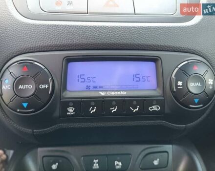 Хендай их35 2014 в Луцке на Automoto.ua Черный Хендай их35, объемом двигателя 2 л и пробегом 208 тыс. км за 15350 $, фото 85 на Automoto.ua