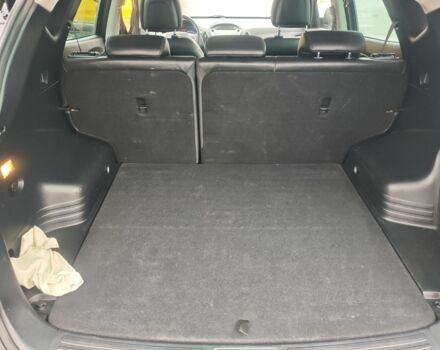 Черный Хендай их35, объемом двигателя 2 л и пробегом 203 тыс. км за 13750 $, фото 6 на Automoto.ua