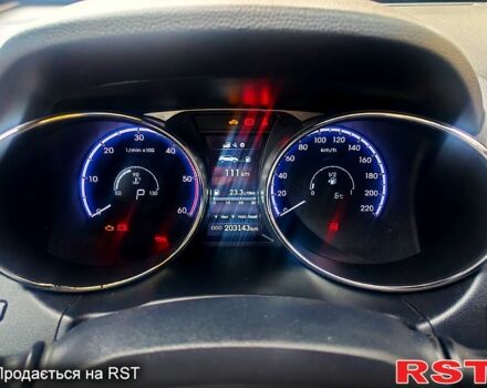 Хендай их35 2014 в Бердичеве на Automoto.ua Черный Хендай их35, объемом двигателя 2 л и пробегом 203 тыс. км за 13850 $, фото 1 на Automoto.ua