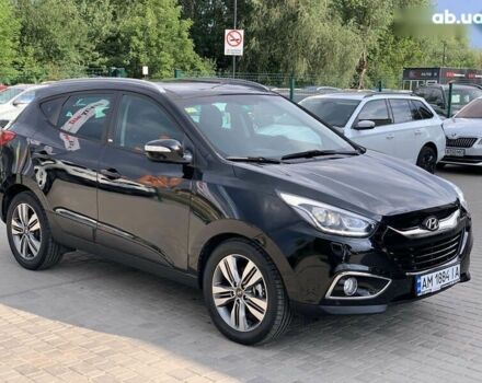 Черный Хендай их35, объемом двигателя 2 л и пробегом 214 тыс. км за 14999 $, фото 6 на Automoto.ua