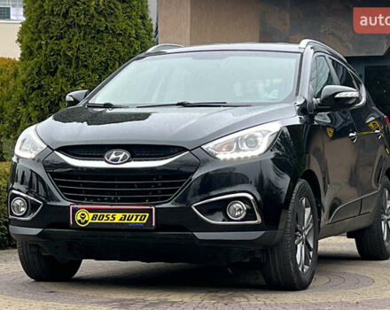 Чорний Хендай іх35, об'ємом двигуна 2 л та пробігом 238 тис. км за 15650 $, фото 2 на Automoto.ua