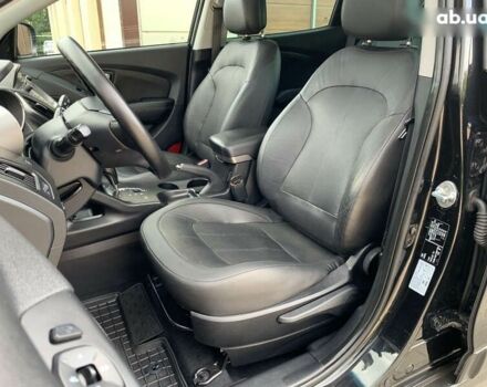 Черный Хендай их35, объемом двигателя 2 л и пробегом 214 тыс. км за 14999 $, фото 26 на Automoto.ua