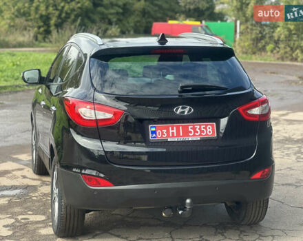 Черный Хендай их35, объемом двигателя 2 л и пробегом 208 тыс. км за 15350 $, фото 13 на Automoto.ua
