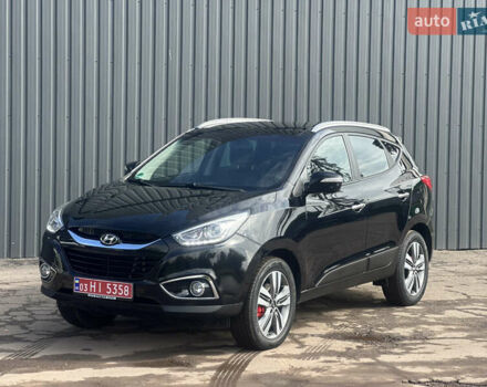 Черный Хендай их35, объемом двигателя 2 л и пробегом 208 тыс. км за 15350 $, фото 3 на Automoto.ua