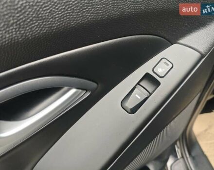 Чорний Хендай іх35, об'ємом двигуна 2 л та пробігом 203 тис. км за 13850 $, фото 21 на Automoto.ua