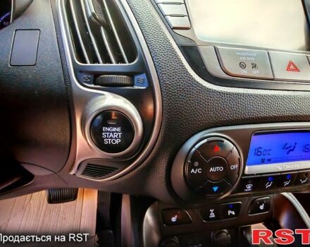 Хендай их35 2014 в Бердичеве на Automoto.ua Черный Хендай их35, объемом двигателя 2 л и пробегом 203 тыс. км за 13850 $, фото 4 на Automoto.ua