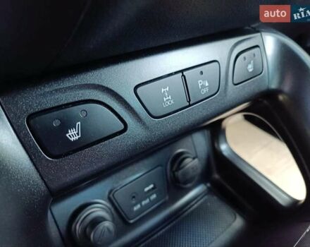 Хендай их35 2014 в Луцке на Automoto.ua Черный Хендай их35, объемом двигателя 2 л и пробегом 208 тыс. км за 15350 $, фото 49 на Automoto.ua