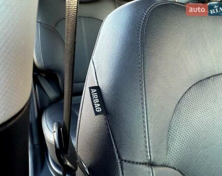 Черный Хендай их35, объемом двигателя 2 л и пробегом 182 тыс. км за 14650 $, фото 39 на Automoto.ua