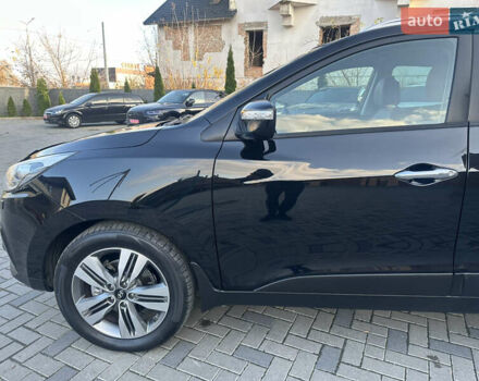 Чорний Хендай іх35, об'ємом двигуна 2 л та пробігом 230 тис. км за 13400 $, фото 26 на Automoto.ua