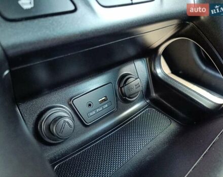 Хендай их35 2014 в Луцке на Automoto.ua Черный Хендай их35, объемом двигателя 2 л и пробегом 208 тыс. км за 15350 $, фото 52 на Automoto.ua