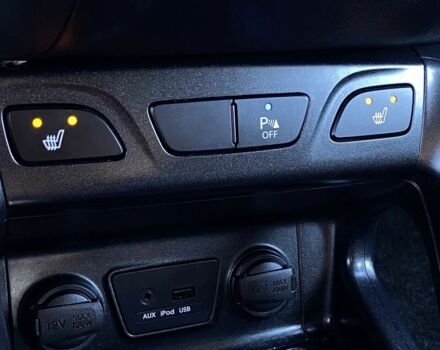 Черный Хендай их35, объемом двигателя 1.7 л и пробегом 189 тыс. км за 8900 $, фото 22 на Automoto.ua