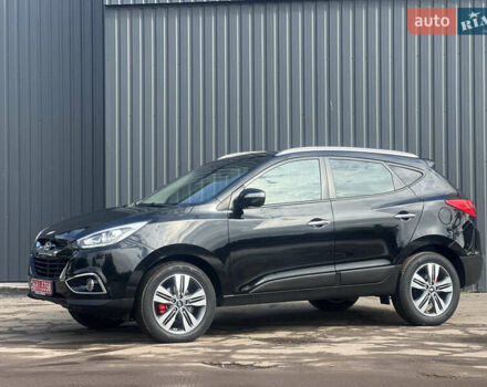 Черный Хендай их35, объемом двигателя 2 л и пробегом 208 тыс. км за 15350 $, фото 5 на Automoto.ua