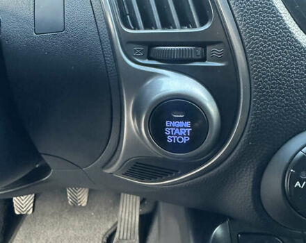 Чорний Хендай іх35, об'ємом двигуна 2 л та пробігом 230 тис. км за 13400 $, фото 53 на Automoto.ua