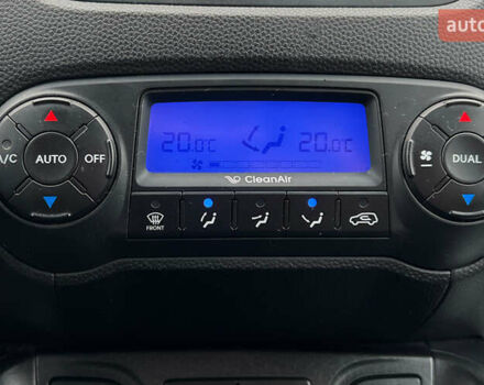 Чорний Хендай іх35, об'ємом двигуна 2 л та пробігом 238 тис. км за 15650 $, фото 14 на Automoto.ua