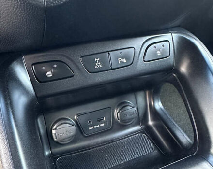 Чорний Хендай іх35, об'ємом двигуна 2 л та пробігом 230 тис. км за 13400 $, фото 54 на Automoto.ua