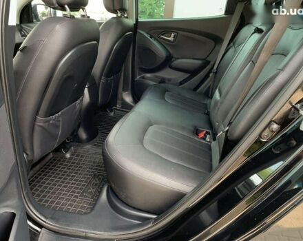 Черный Хендай их35, объемом двигателя 2 л и пробегом 214 тыс. км за 14999 $, фото 28 на Automoto.ua