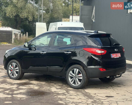 Черный Хендай их35, объемом двигателя 2 л и пробегом 208 тыс. км за 15350 $, фото 14 на Automoto.ua