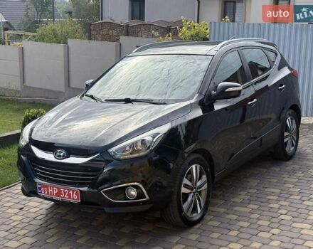 Черный Хендай их35, объемом двигателя 2 л и пробегом 227 тыс. км за 14200 $, фото 4 на Automoto.ua