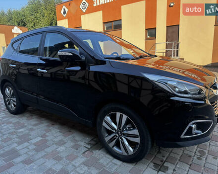 Черный Хендай их35, объемом двигателя 2 л и пробегом 176 тыс. км за 14950 $, фото 87 на Automoto.ua