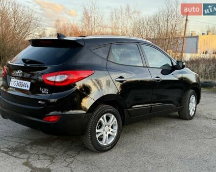 Черный Хендай их35, объемом двигателя 2 л и пробегом 182 тыс. км за 14650 $, фото 12 на Automoto.ua