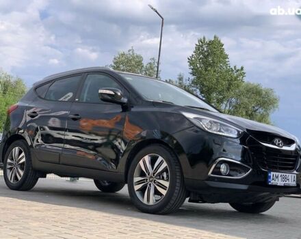 Черный Хендай их35, объемом двигателя 2 л и пробегом 214 тыс. км за 14999 $, фото 5 на Automoto.ua