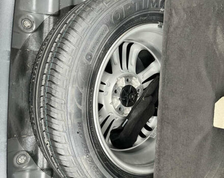 Черный Хендай их35, объемом двигателя 1.69 л и пробегом 167 тыс. км за 13200 $, фото 14 на Automoto.ua