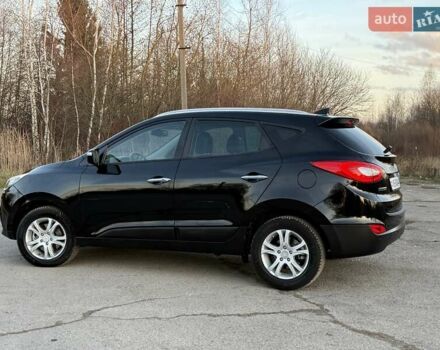 Черный Хендай их35, объемом двигателя 2 л и пробегом 182 тыс. км за 14650 $, фото 18 на Automoto.ua