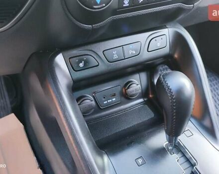 Чорний Хендай іх35, об'ємом двигуна 2 л та пробігом 203 тис. км за 13750 $, фото 12 на Automoto.ua