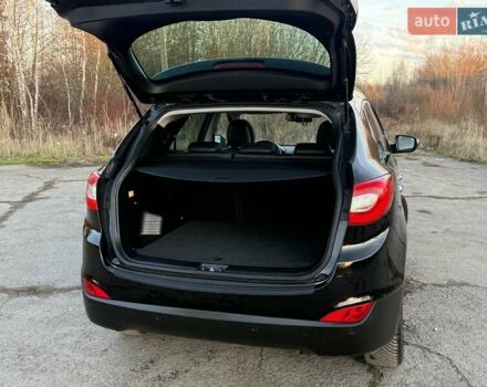 Черный Хендай их35, объемом двигателя 2 л и пробегом 182 тыс. км за 14650 $, фото 57 на Automoto.ua