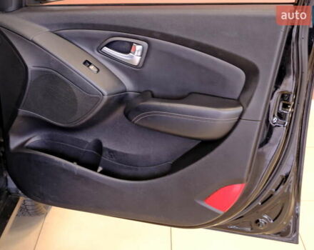 Черный Хендай их35, объемом двигателя 2 л и пробегом 182 тыс. км за 15500 $, фото 37 на Automoto.ua