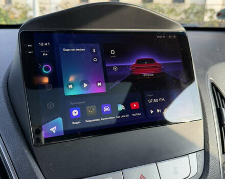 Черный Хендай их35, объемом двигателя 2 л и пробегом 179 тыс. км за 16500 $, фото 11 на Automoto.ua