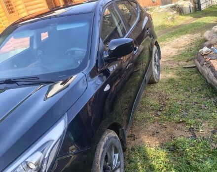 Черный Хендай их35, объемом двигателя 1.7 л и пробегом 165 тыс. км за 15250 $, фото 1 на Automoto.ua