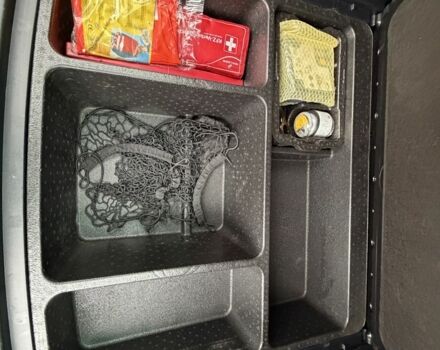 Чорний Хендай іх35, об'ємом двигуна 2 л та пробігом 240 тис. км за 14999 $, фото 18 на Automoto.ua