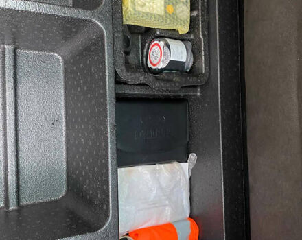 Чорний Хендай іх35, об'ємом двигуна 2 л та пробігом 160 тис. км за 15599 $, фото 81 на Automoto.ua