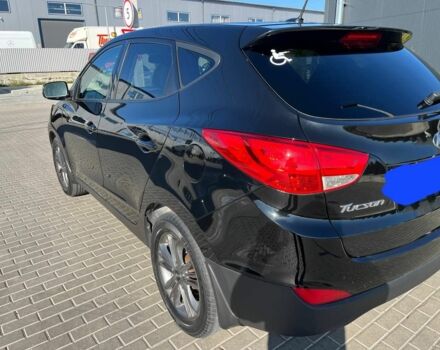 Черный Хендай их35, объемом двигателя 2 л и пробегом 140 тыс. км за 12700 $, фото 3 на Automoto.ua