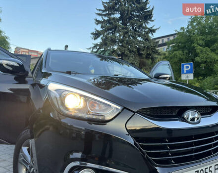 Черный Хендай их35, объемом двигателя 2 л и пробегом 260 тыс. км за 12500 $, фото 8 на Automoto.ua