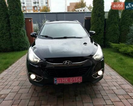 Черный Хендай их35, объемом двигателя 2 л и пробегом 152 тыс. км за 14950 $, фото 5 на Automoto.ua