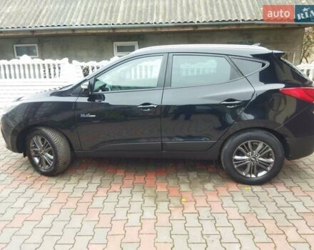 Черный Хендай их35, объемом двигателя 1.7 л и пробегом 252 тыс. км за 14900 $, фото 31 на Automoto.ua