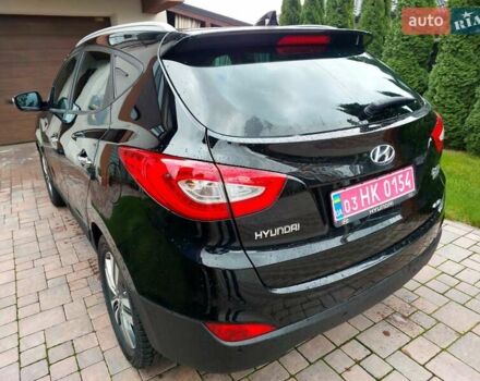 Черный Хендай их35, объемом двигателя 2 л и пробегом 152 тыс. км за 14950 $, фото 8 на Automoto.ua