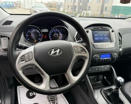 Чорний Хендай іх35, об'ємом двигуна 2 л та пробігом 240 тис. км за 14999 $, фото 15 на Automoto.ua